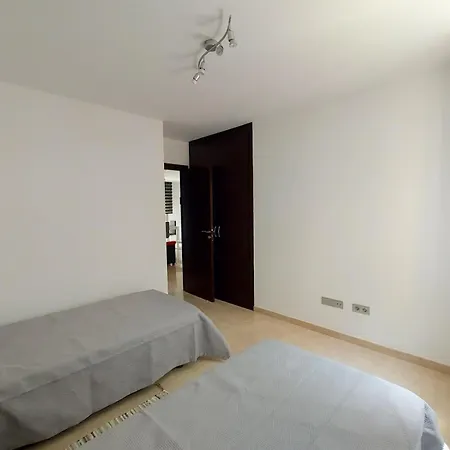 Ng Zenith - * Santa Cruz de Tenerife