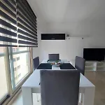Ng Zenith - Apartment *